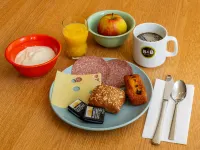B&B  ホテル アーヘン HBF - 朝食