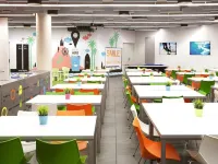 Twentytu Hostel Barcelona Hotels near Agbar Tower