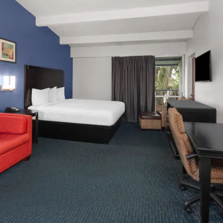 Travelodge by Wyndham Milwaukee