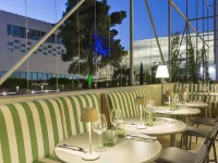 Mercure Nîmes Centre Arènes - 4-Star