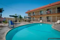Vagabond Inn Bakersfield South - Cho phép mang theo thú cưng