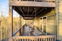 Valley Retreat Sleeps 10 Hot Tub Fire Pit - 3-Star