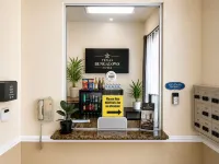Texas Bungalows Hotel & Hotel Que at Lakeline Austin Cedar Park - 2-Star