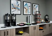Hyatt Studios Chesapeake - breakfast