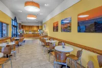 Best Western Plains Motel - Desayuno