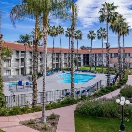 DoubleTree by Hilton Bakersfield