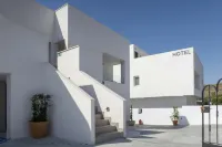 Hotel Senderos - Pools