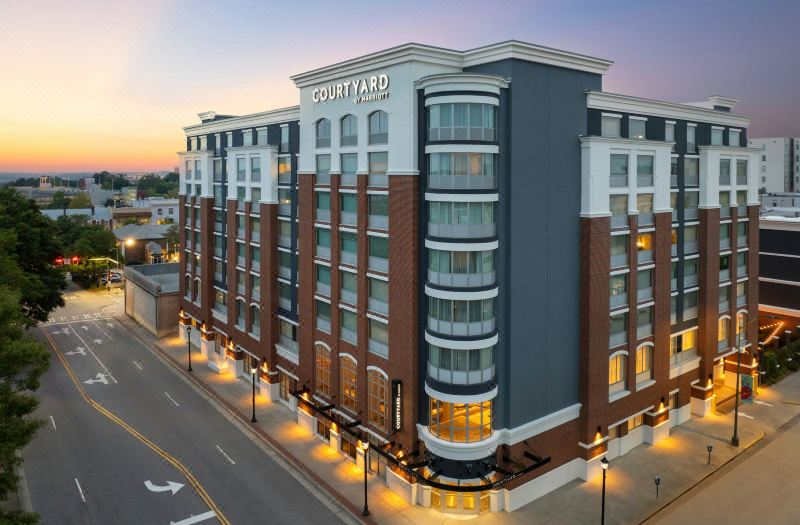 Courtyard by Marriott Athens Downtown