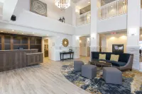 Homewood Suites by Hilton Bloomington - 3 estrellas