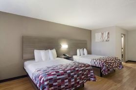 Red Roof Inn & Suites Brunswick I-95