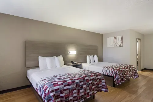 Red Roof Inn & Suites Brunswick I-95 - Pet friendly