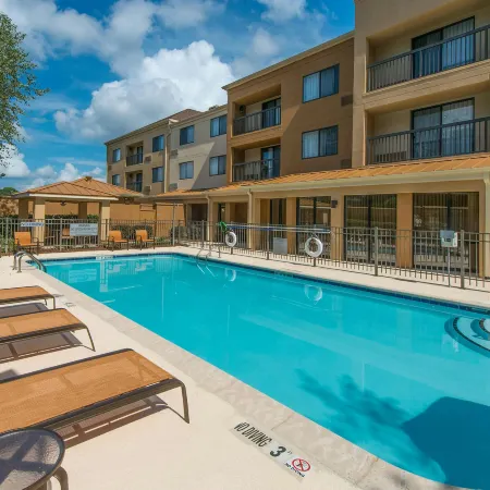Courtyard Albany