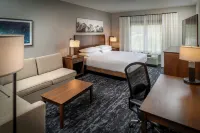 Delta Hotels Huntington Mall - 3-Star