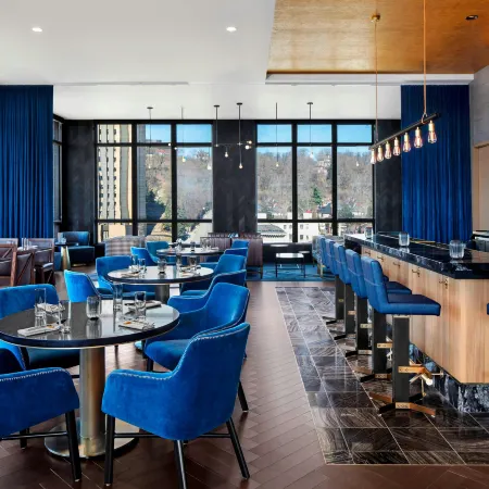 The Oaklander Hotel, Autograph Collection