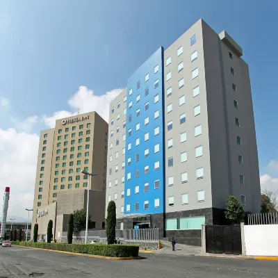 One Ciudad de México Periférico Hotels near Azteca Stadium