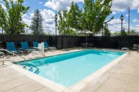 TownePlace Suites Redding - 3-Star
