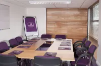 Premier Inn Glasgow Newton Mearns (M77 J4) - parking