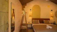 Sunset Cafe Beach Stay - Beach