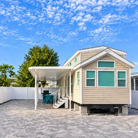 Happy in the Keys Tiny Home-in Key Largo.