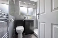 The Milburn-sleeps6-enclosedgarden-nearglasgow - 2-Star