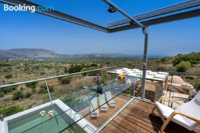 Deluxe Villa Kaminia Villa Photo