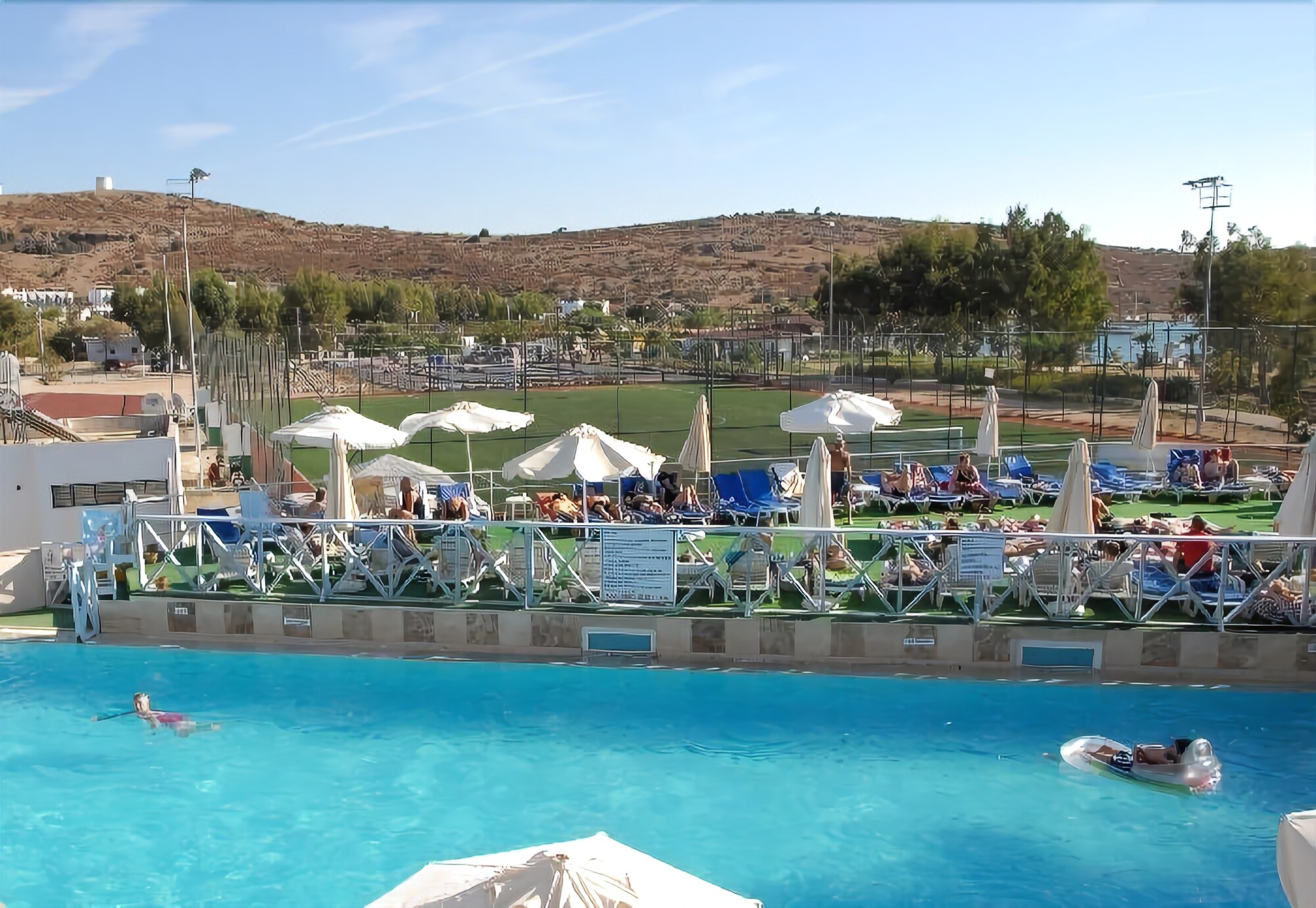 Eken Resort Hotel