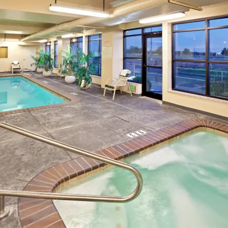 Holiday Inn Express & Suites Pasco-Tricities by IHG