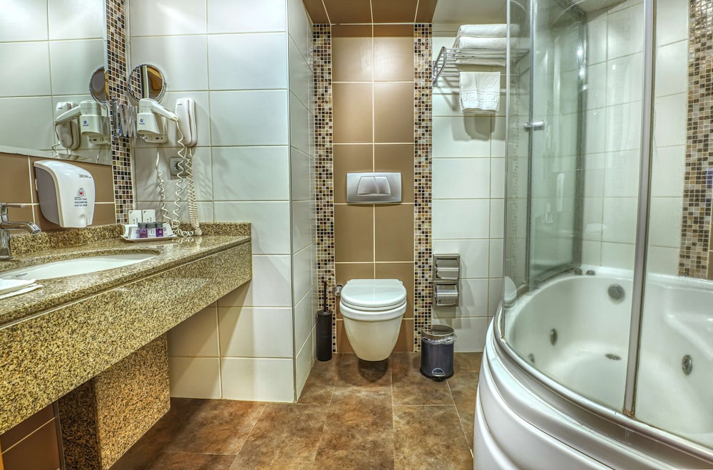 Best Western Plus Hotel Konak