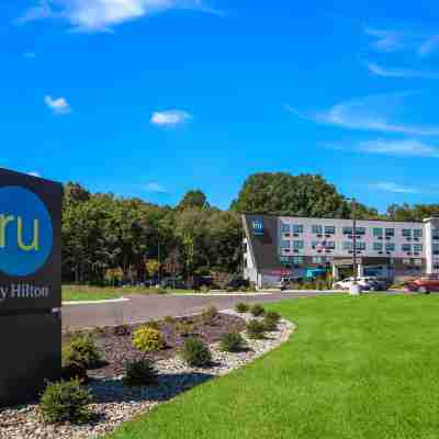 Tru by Hilton Stevensville St. Joseph Hotel Exterior