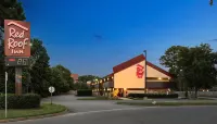 Red Roof Inn Virginia Beach Hotels in der Nähe von Medical Careers Institute