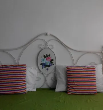 อพาร์ทเมนท์, บ้านหรืออพาร์ทเมน์ทั้งหลัง