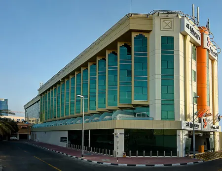 Al Khoory Executive Hotel, Al Wasl