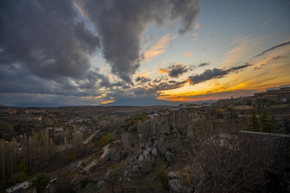 Cappadocia Antique Gelveri Cave Hotel