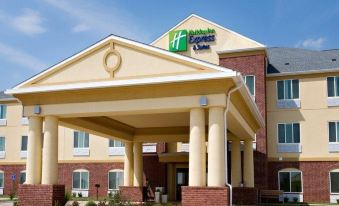 Holiday Inn Express & Suites Childress