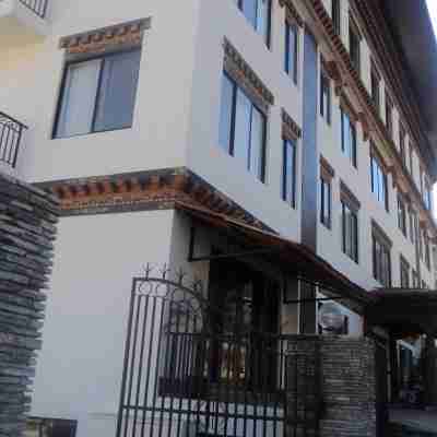 Khang Residency Hotel Exterior
