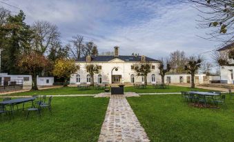 Novotel Domaine de Maffliers - Demeures de Campagne