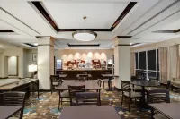 Holiday Inn Express & Suites FT Myers East- the Forum