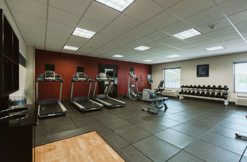 Hampton Inn Bismarck photo 4
