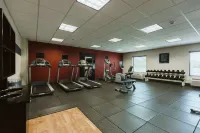 Hampton Inn Bismarck - نادي رياضي