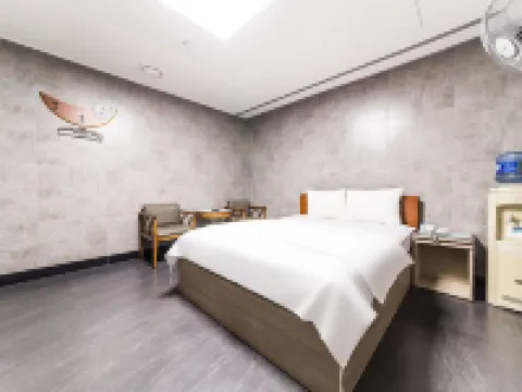 Luxor Hotel Hotels in Goyang-si