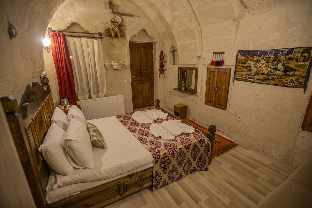 Mia Cappadocia Cave Hotel