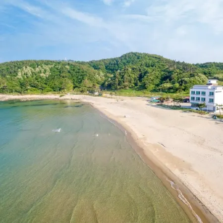 Yangyang Green Beach Pension