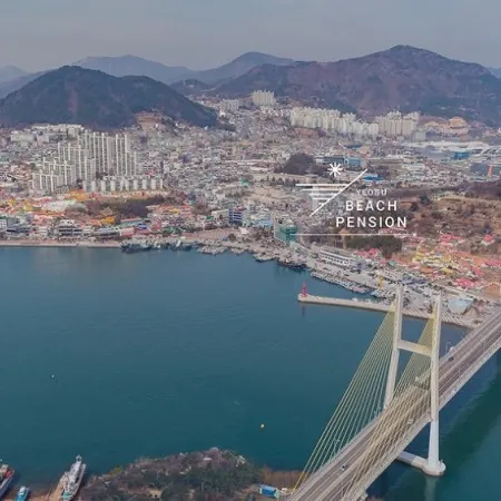 Yeosu Beach Pension (2 minutes walk from Yeosu Romantic Carriage)