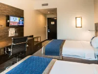 Holiday Inn Express DUBAI - JUMEIRAH by IHG Hotels near Shisha Lounge
