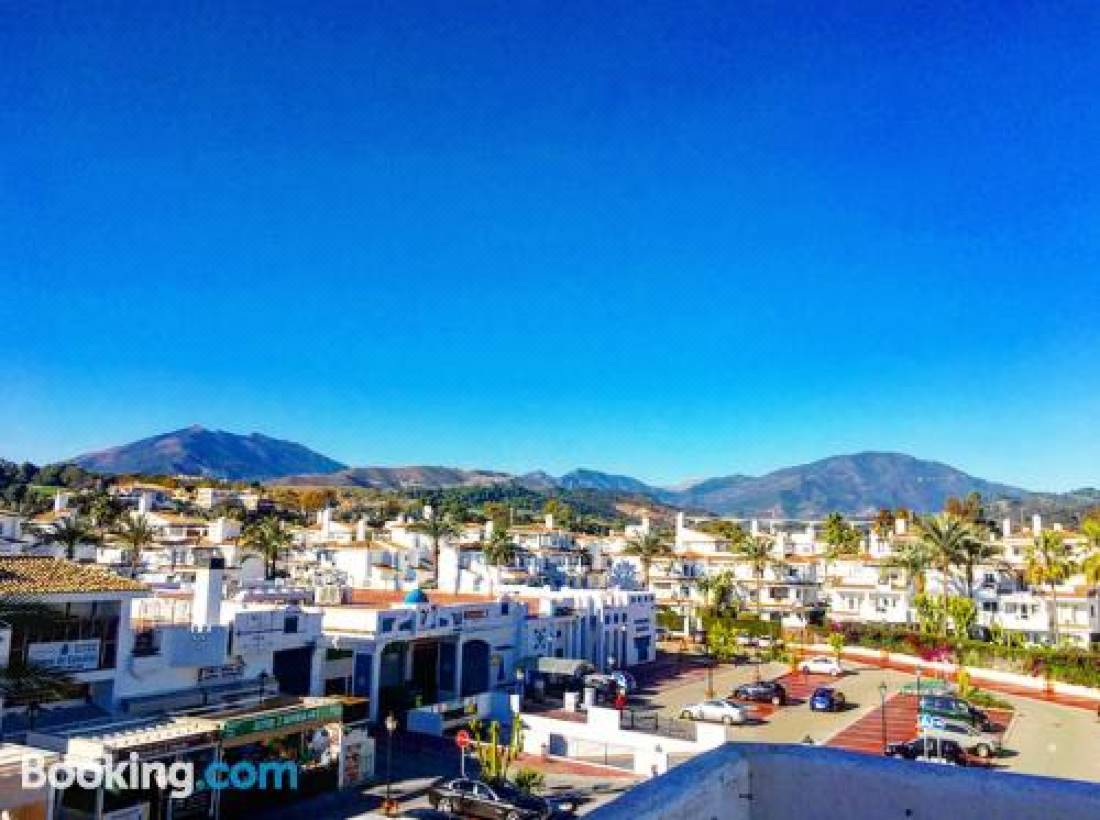 Los Naranjos Close to Puerto Banus-Marbella Updated 2022 Room Price-Reviews  & Deals | Trip.com