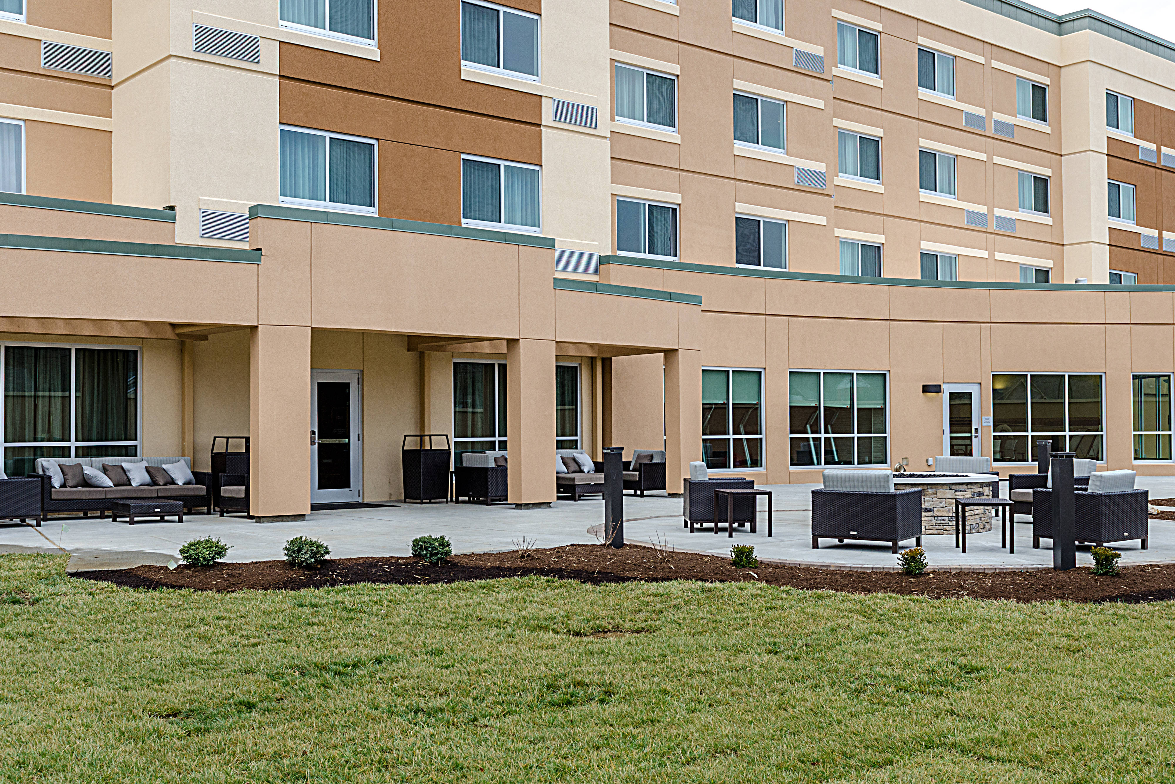 Courtyard by Marriott Somerset