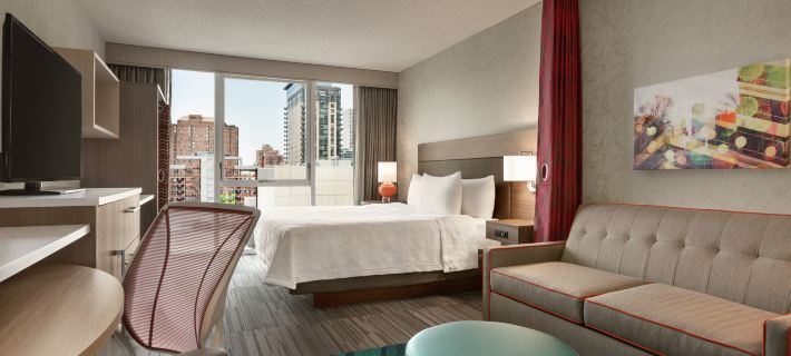Home2 Suites by Hilton Chicago River North Hotels in Chicago