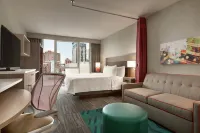 Home2 Suites by Hilton Chicago River North