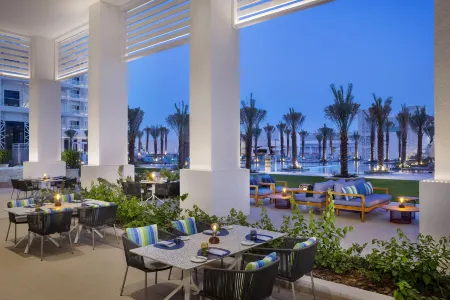 Hilton AbuDhabi Yas Island Отели рядом с достопримечательностью «Яс»