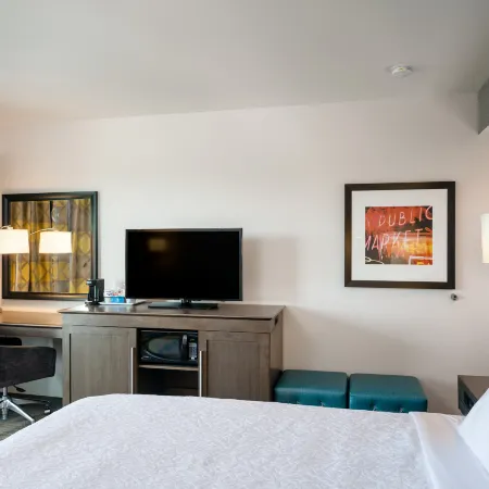Hampton Inn & Suites Seattle/Northgate
